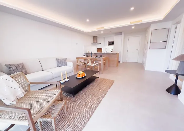 On The Golden Mile * ماربيا