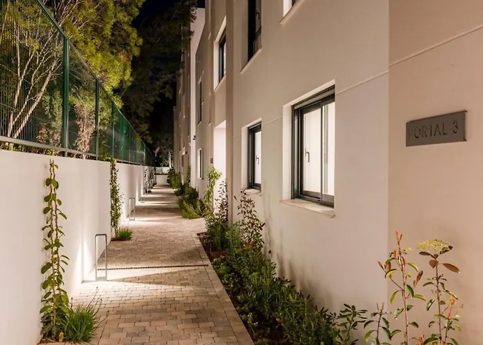 Apartment On The Golden Mile