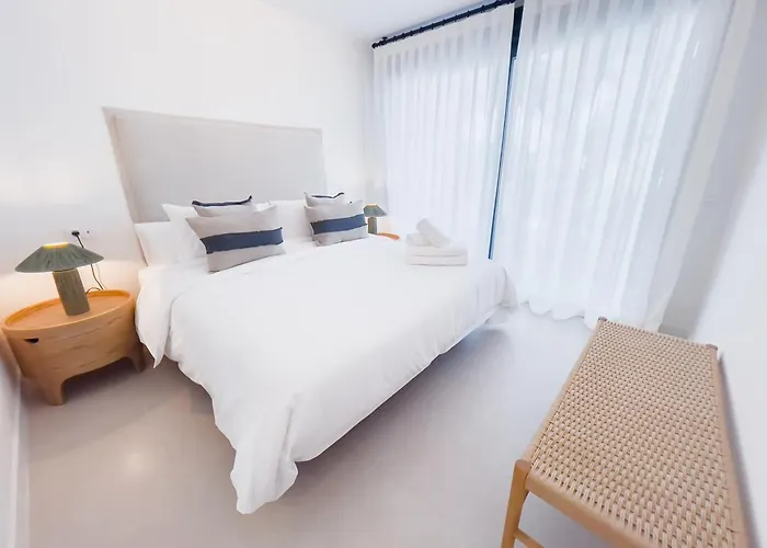 Apartment On The Golden Mile *