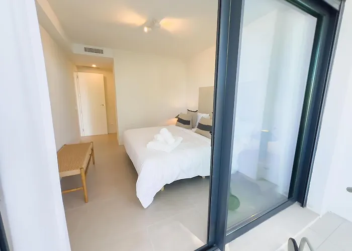 On The Golden Mile Apartment