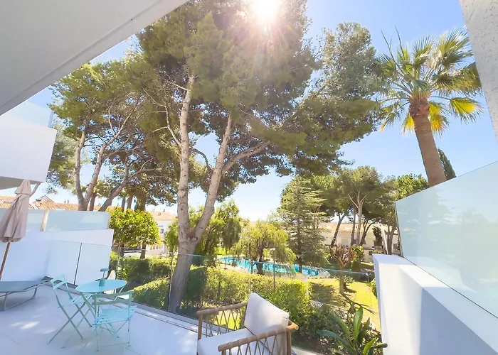 On The Golden Mile شقة ماربيا